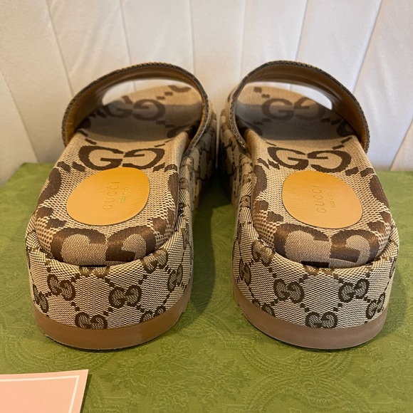 Gucci Angelina GG platform slide sandal - Size 38 fits like a 7.5 US - Picture 6 of 9